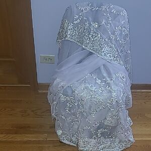 Elegant Embroidered Purple Shade Saree With Stitched Blouse